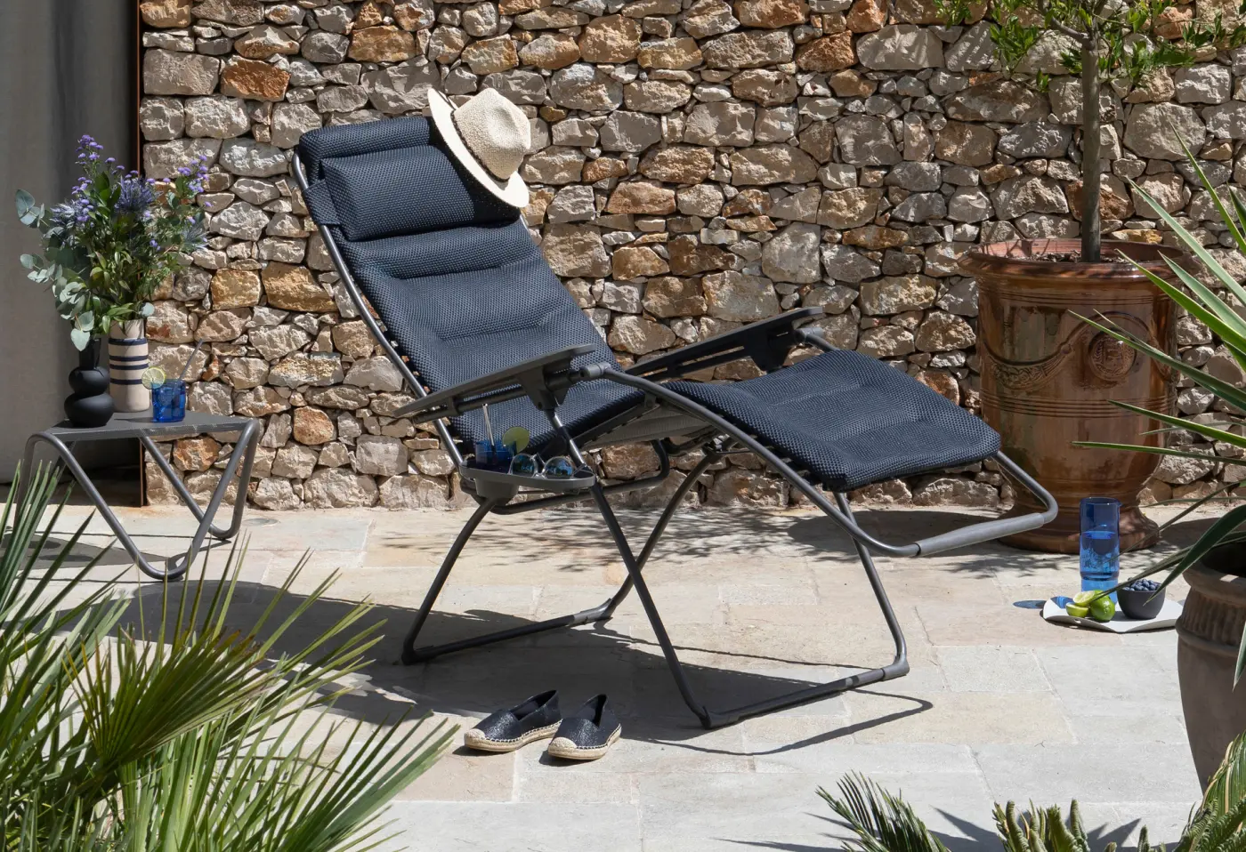 Liegestuhl Futura XL Dark grey von Lafuma Textil Batyline ca. 76x127x90cm