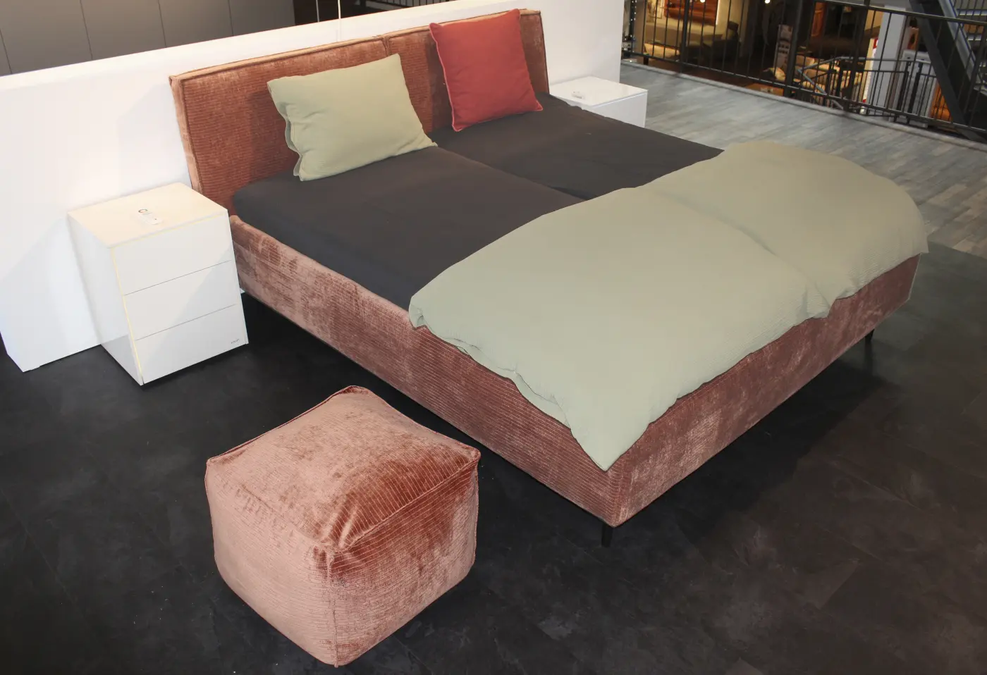 Polsterbett 22119.. Bez. Monty rusty ca. 180x200cm