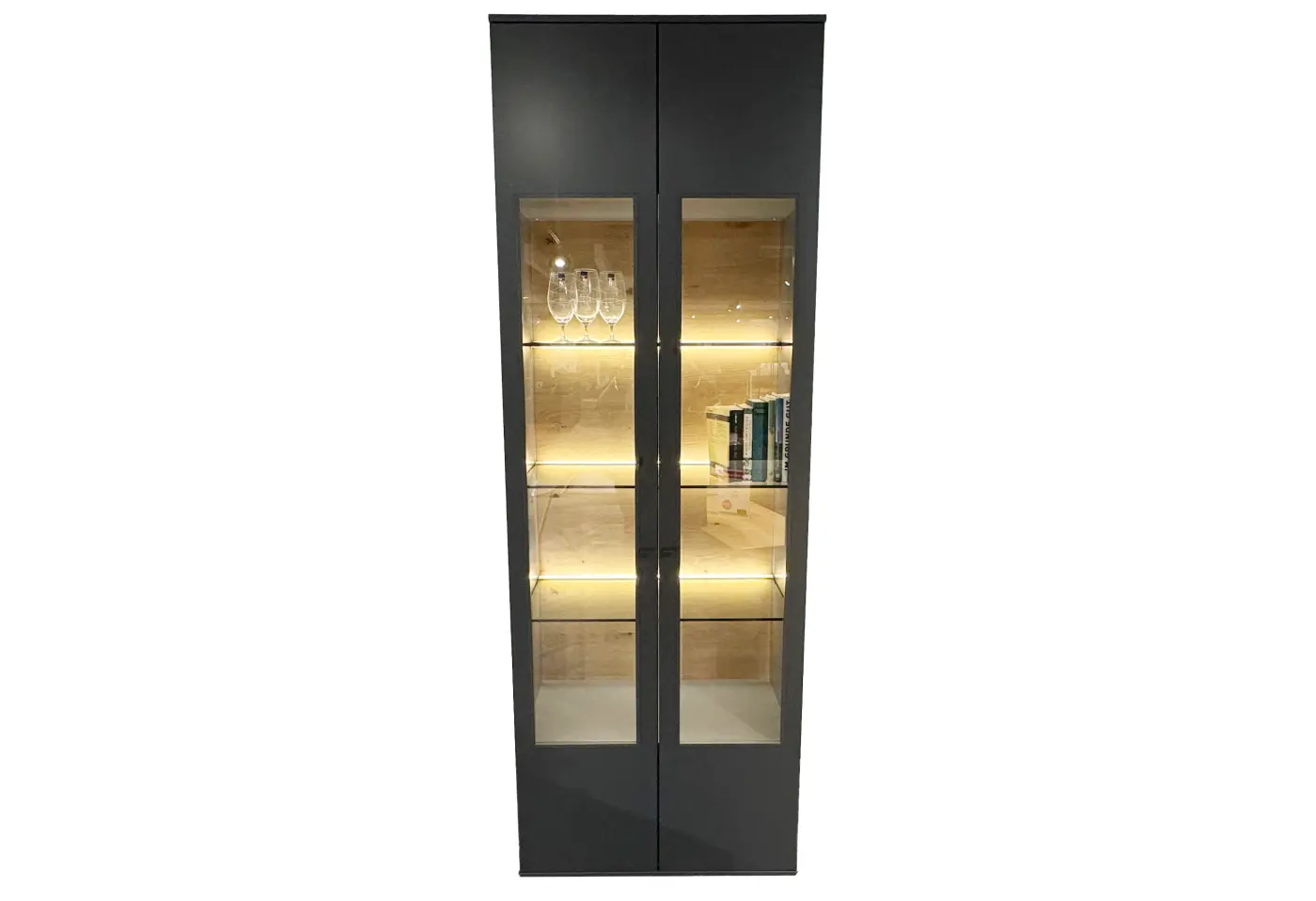 Vitrine 21568.1.. Lack schiefergrau matt / PG 2 Rückwand Asteiche furniert Griff Z9 Lack schiefergrau ca. 75x216,9x39,6cm
