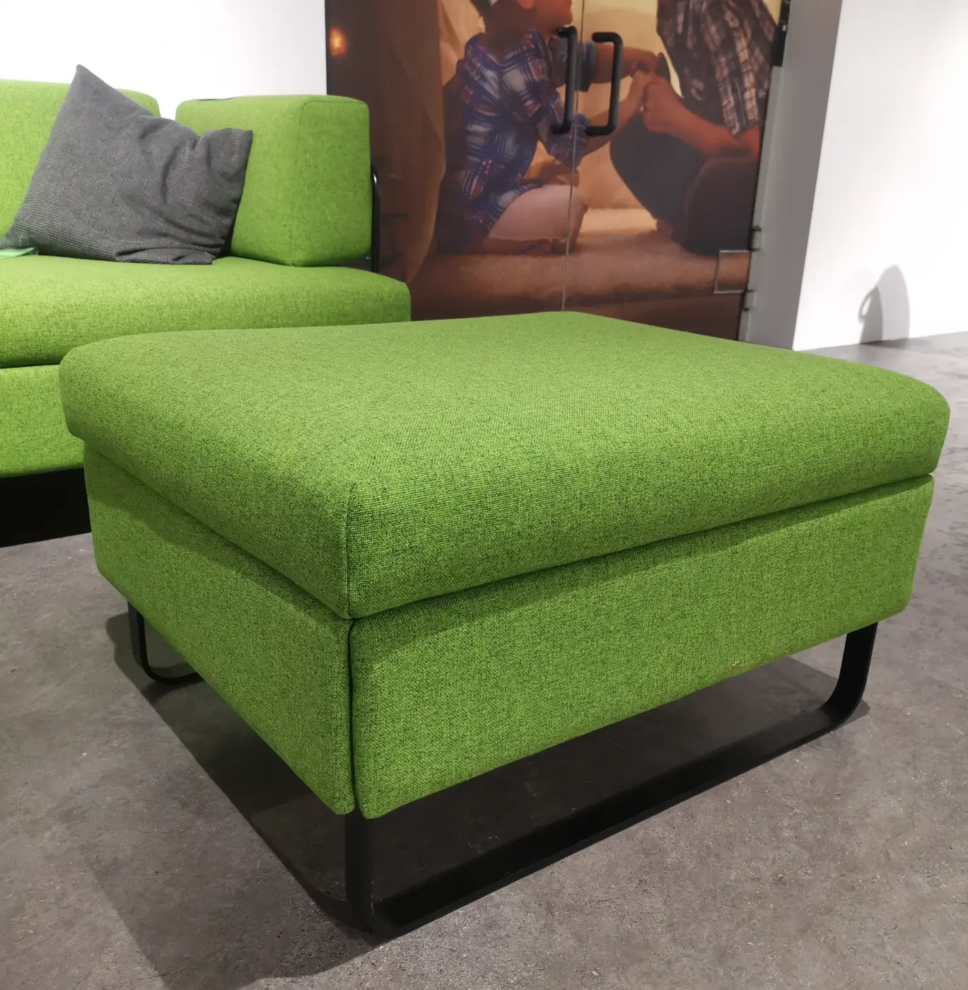 Hocker BED for Living von Swiss Plus Sole col. 410 grün H Cat. Super