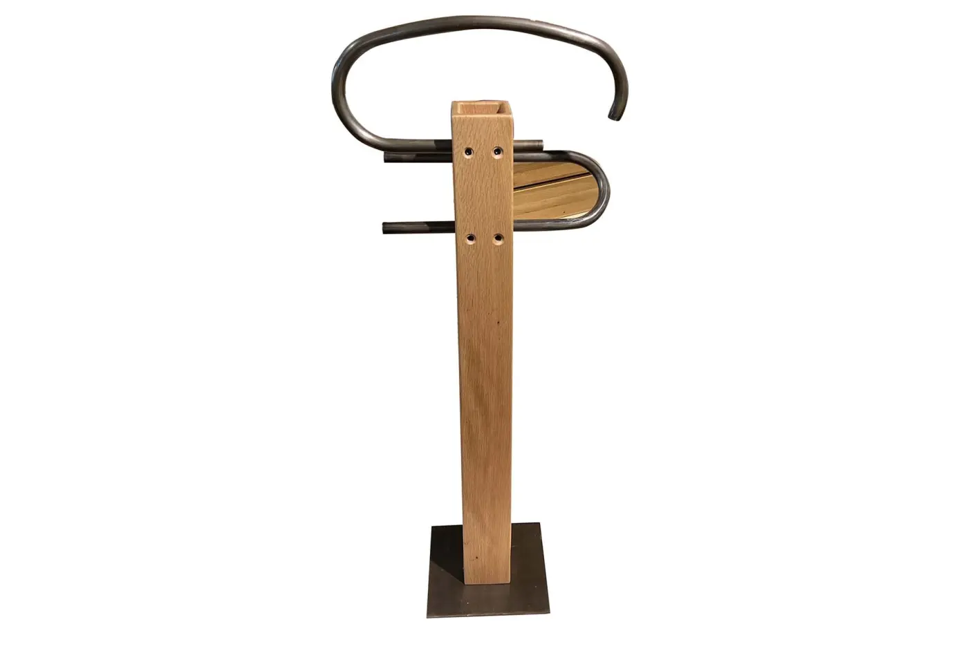 Herrendiener 17965.. Sumpfeiche geölt, rissig ca. 47x111x30cm