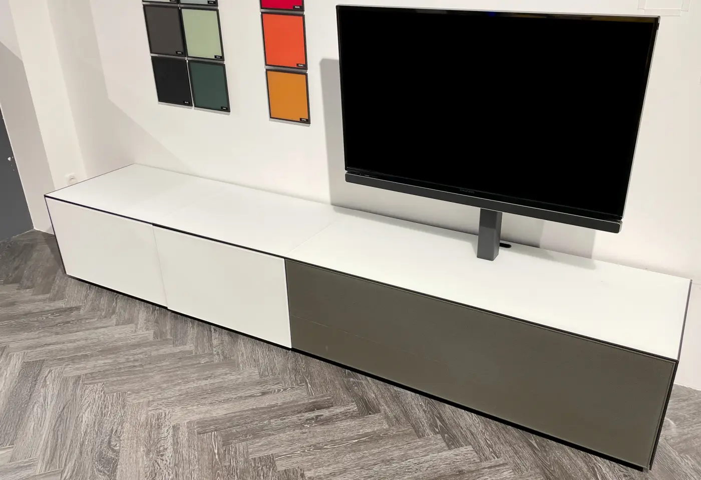 TV-Möbel 6661.5 Weiss, Graphit ca. 260x40x50cm