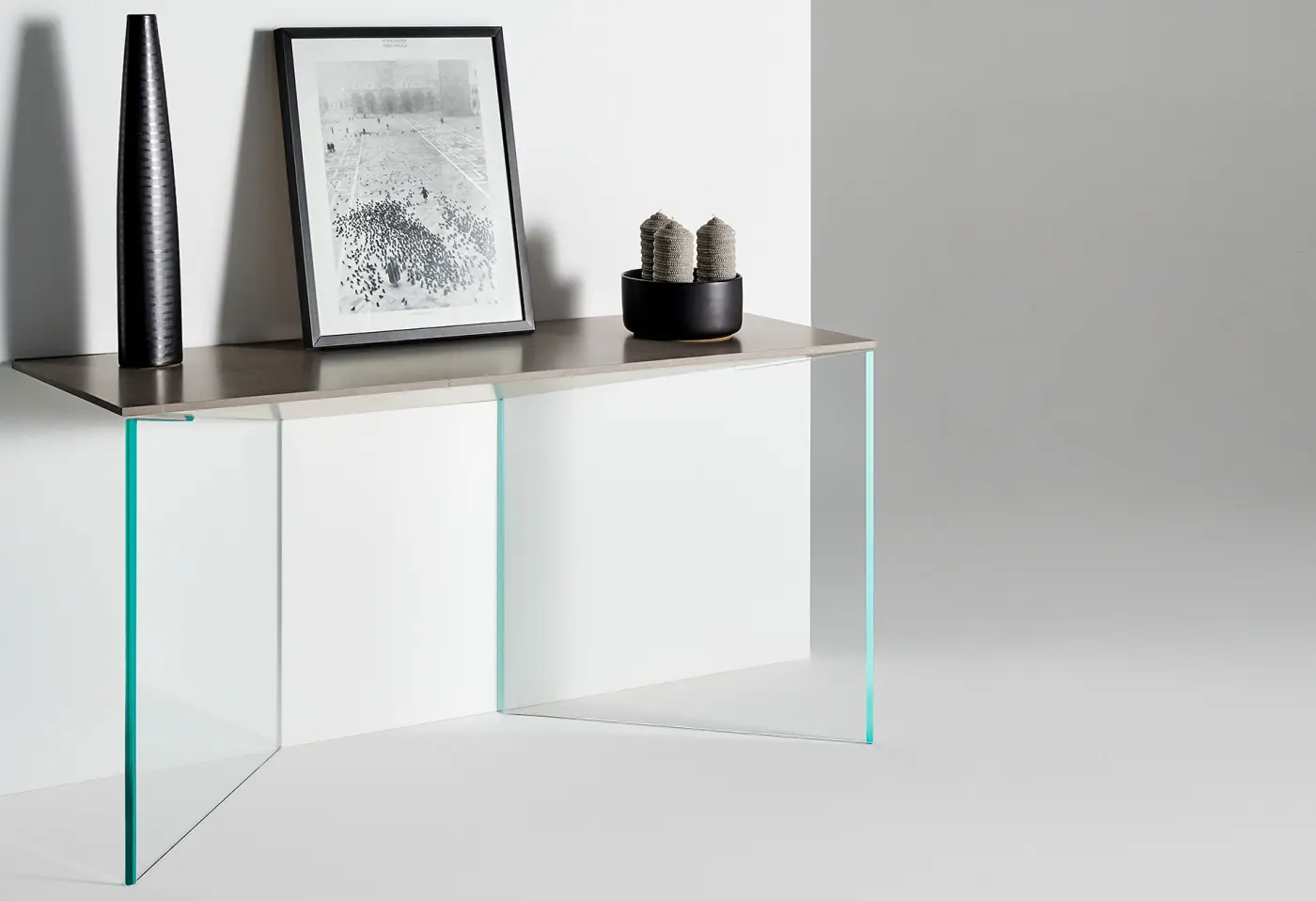 Konsole Chiglia Braun von Willisau Quartzstein ca. 150x50x76cm