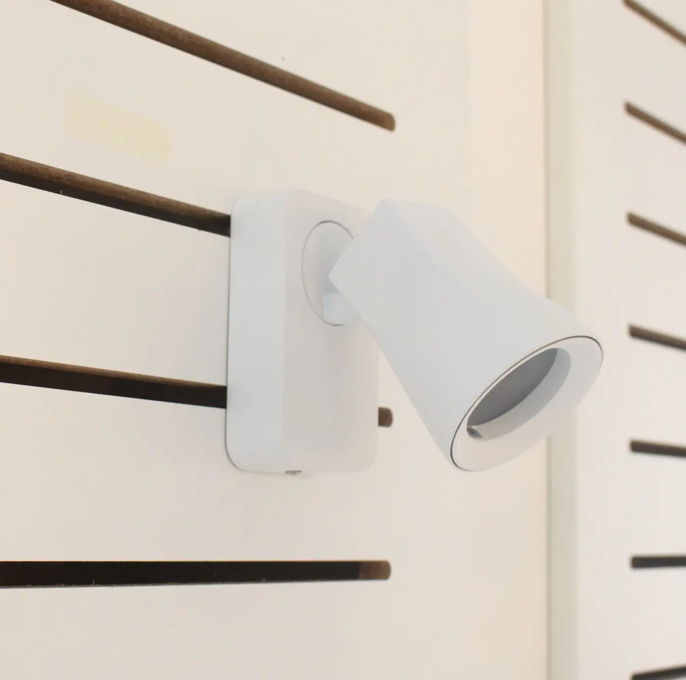 Spotleuchte 13120.. Weiss Aluminium ca. 13x7,8x8x12cm