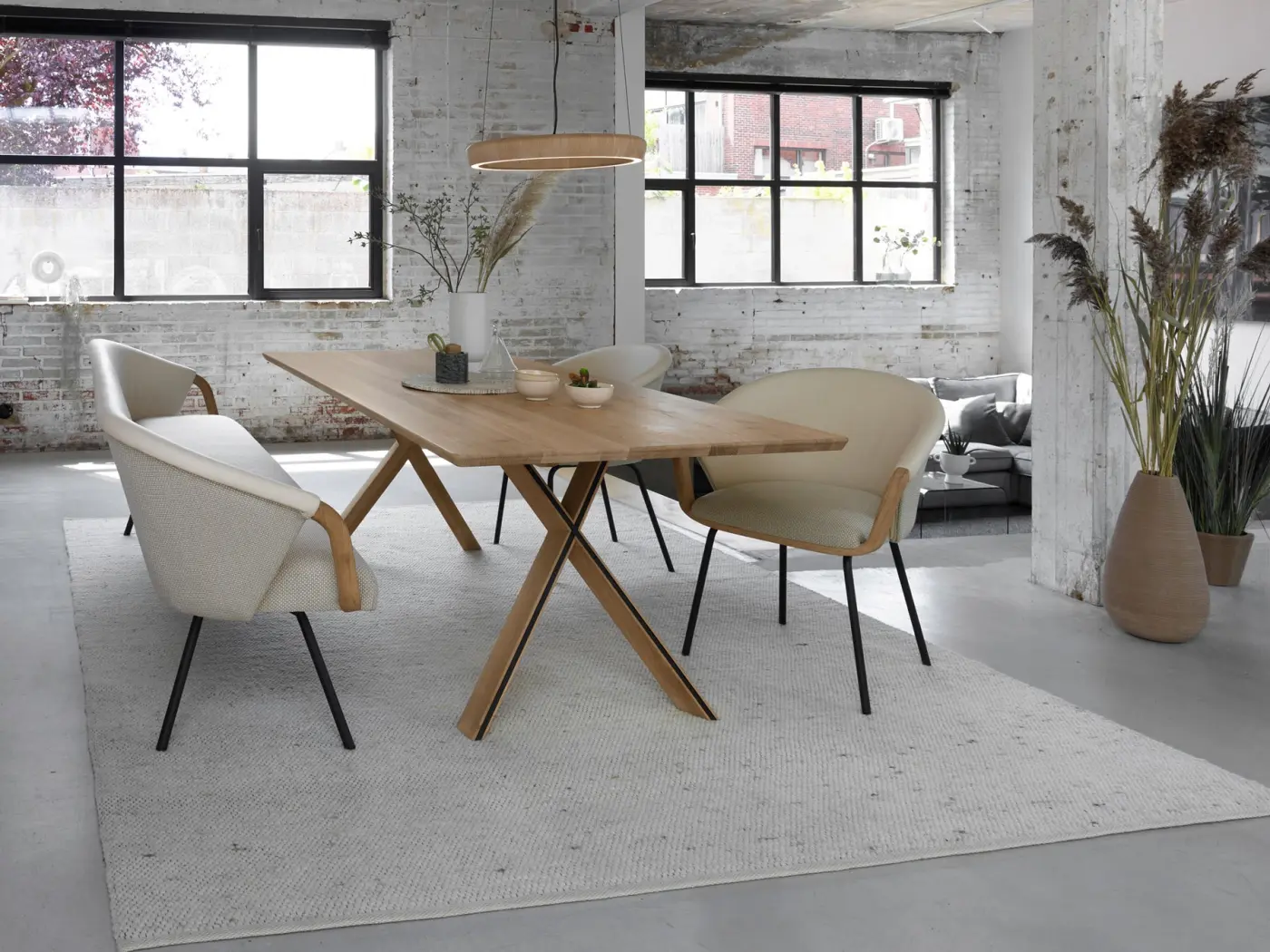 Einzelbank 22020.2 Rücken innen / Sitz und Rücken aussen: Leder Colorado "elfenbein" / Q2 individuals "33" ca. 244x81x81cm