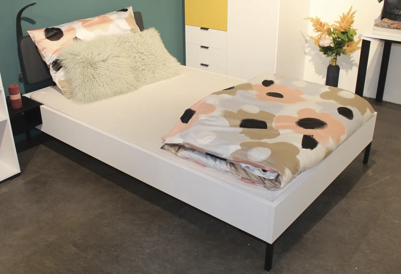 Bettanlage 20629.. Dekor Alaska weiss ca. 120x200cm