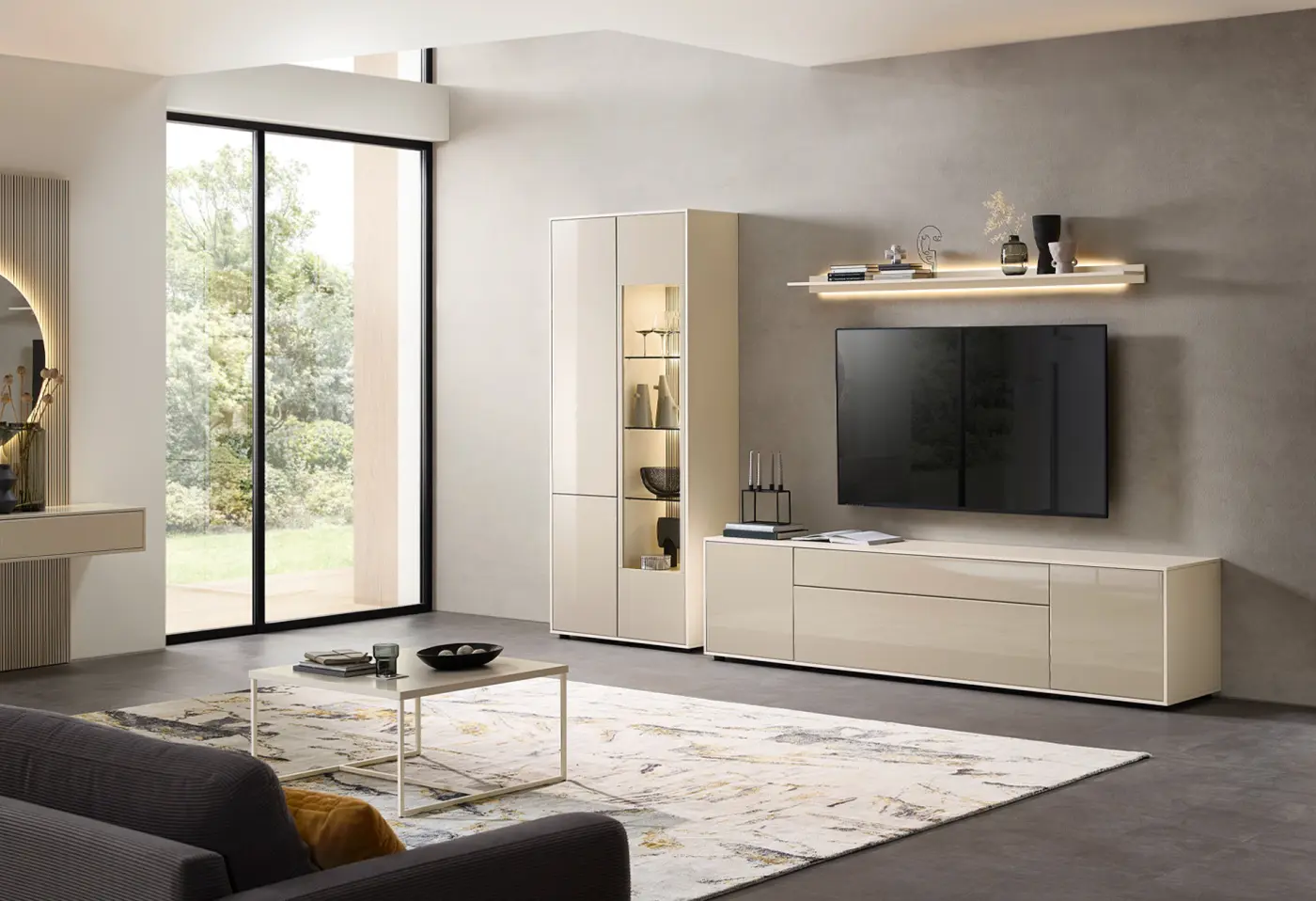 Wohnwand Valendas Lack wollweiss Klarglas Rückwandfarbe Lack seidengrau ca. 348,2x2169x49,2cm