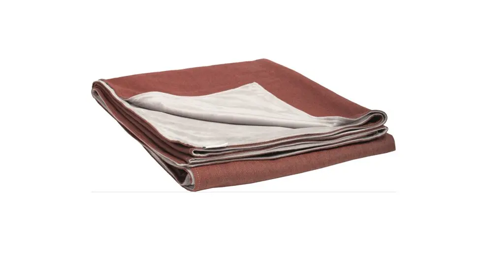 Decke 17115.9 Rot, Rückseite Hellgrau 100% Polyacryl, Rückseite 100% Polyester ca. 200x156cm