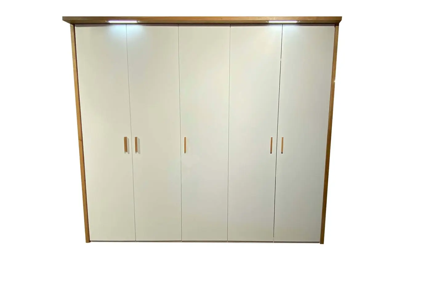 Drehtürenschrank 12936.. Oikweiss lackiert, Wildeiche massiv natur geölt ca. 252x220x58cm