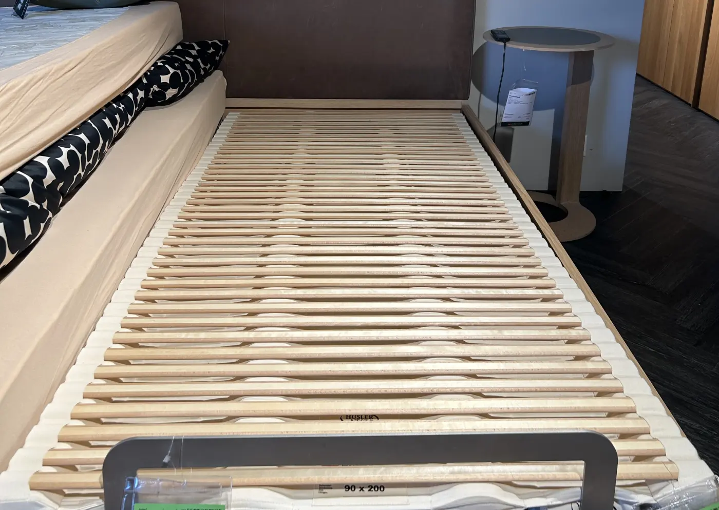 Einlegerahmen mit Fussbügel 18555.. Buche ca. 90x200cm