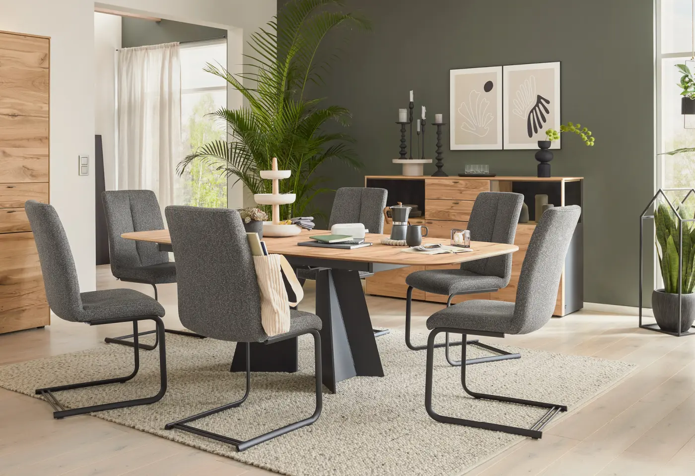 Freischwinger 5119 Ellen von Interliving Stoff Havanna oliv ca. 48x99x63cm