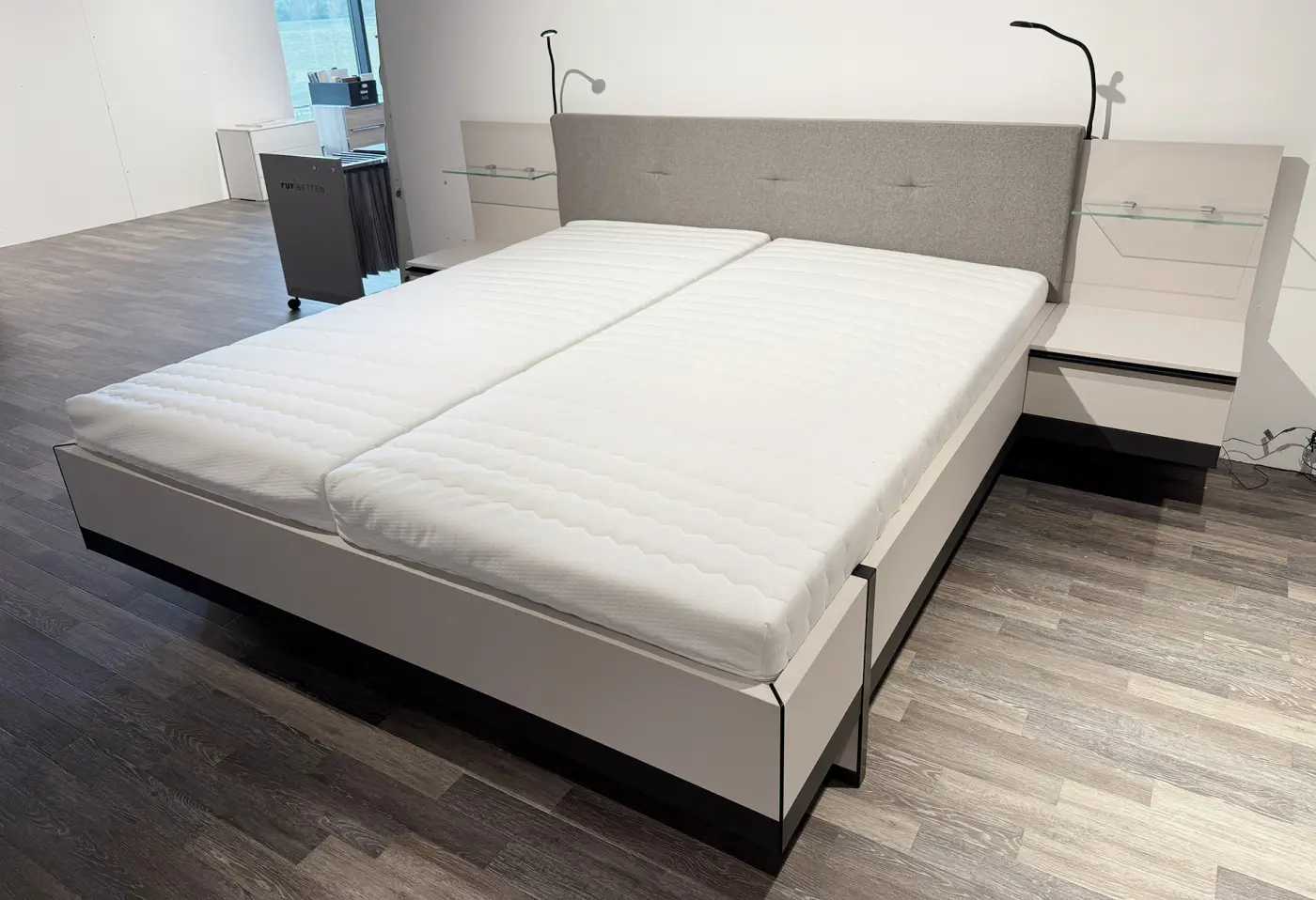 Bettanlage mit Kommode 23498.. Perla ca. 80x180x200x90x42cm