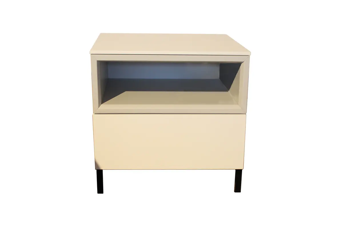 Nachttisch 3784.48.. RAL weiss matt lackiert ca. 50x41x41cm