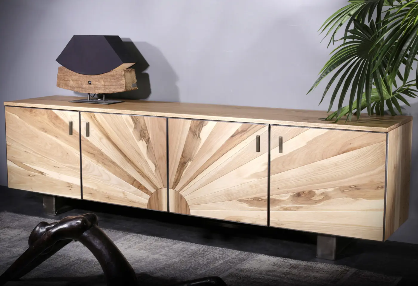 Kredenz 16718.4 Sumpfeiche geölt, Sonne Sumpfeiche ca. 240x69x49cm