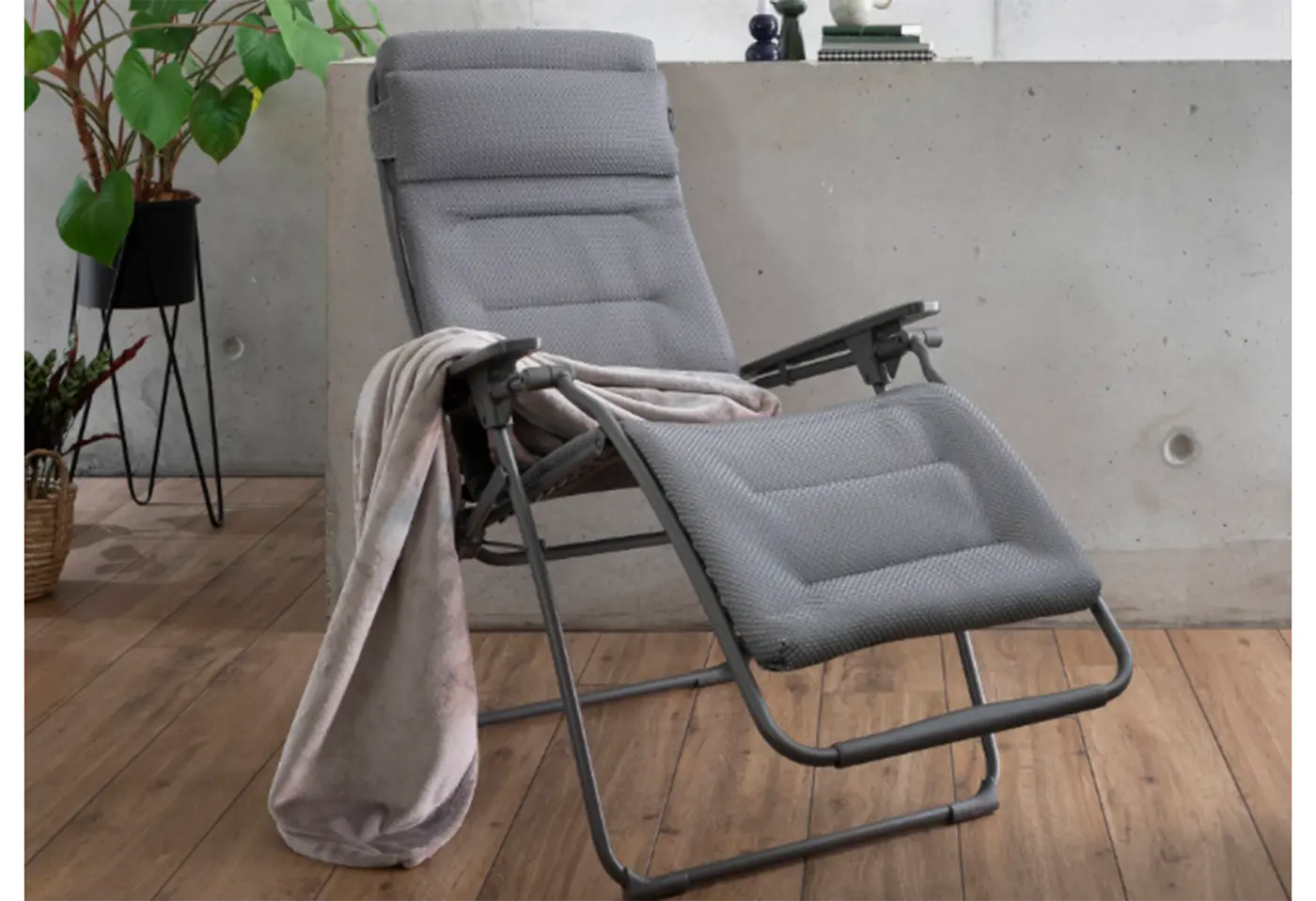 Liegestuhl Futura Bec Silver von Lafuma Outdoorstoff "Comfort" ca. 70x163x83cm