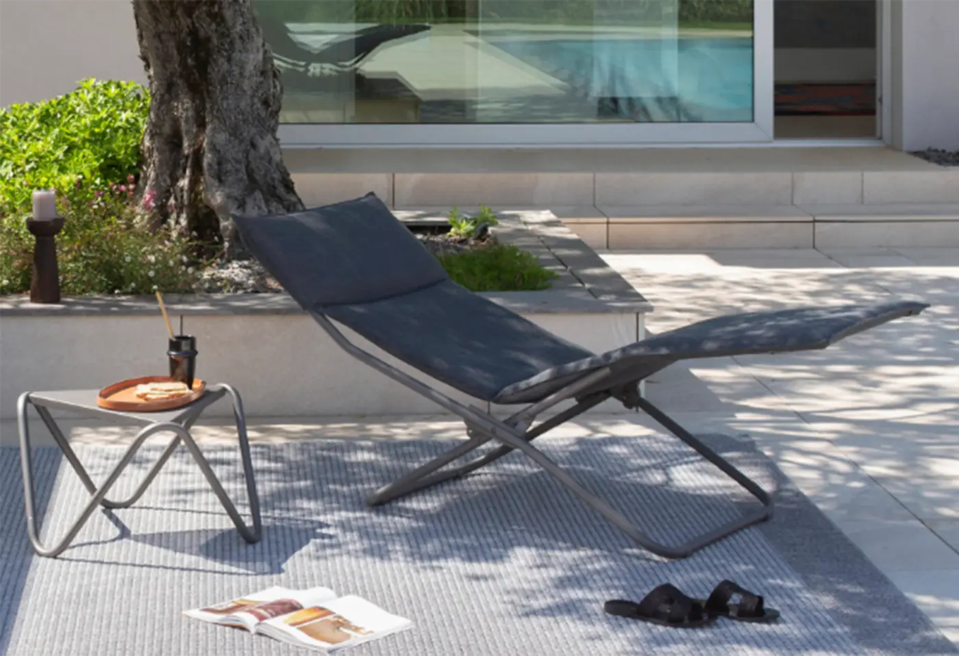 Liegestuhl Bayanne Grau Onyx von Lafuma ca. 63x68x164cm