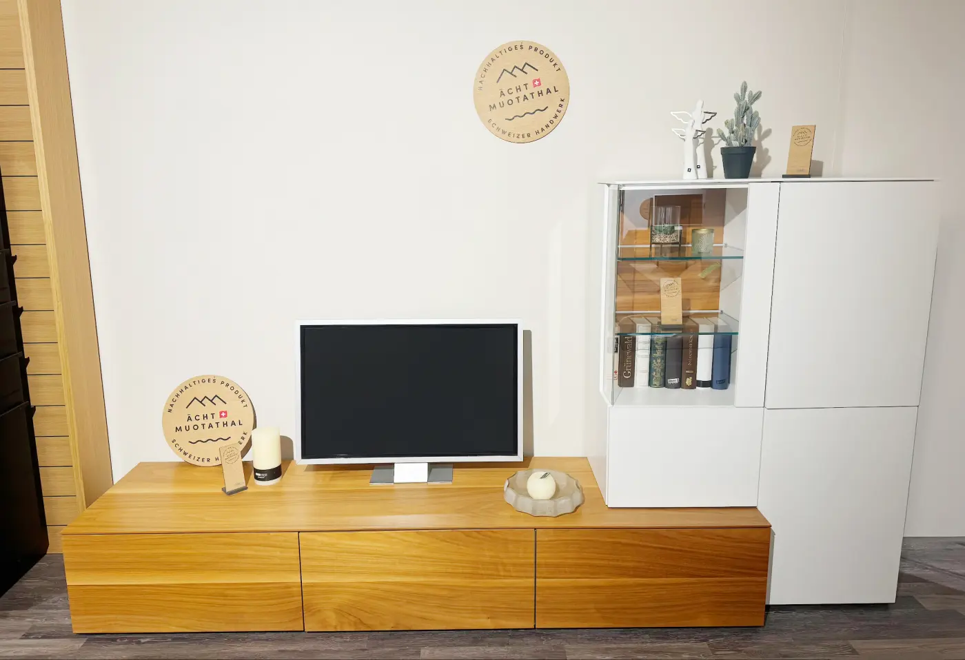 Anbauprogramm Timber von MAB Wildnuss Furniert, Reinweiss